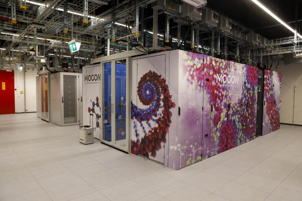 Mogon-NHR-Süd-West im Rechenzentrum | Stefan F. Sämmer